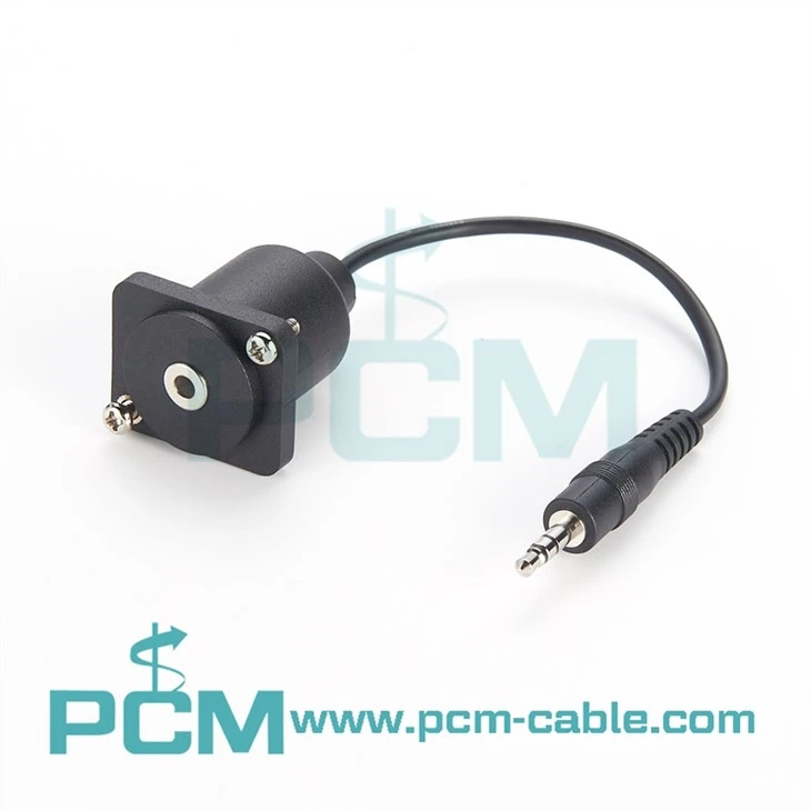 Ceanglóir TRS 3.5mm i XLR Shell